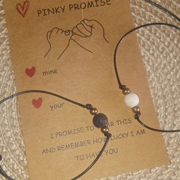 Cute‎ Pinky promise bracelets - Picture 2 of 3